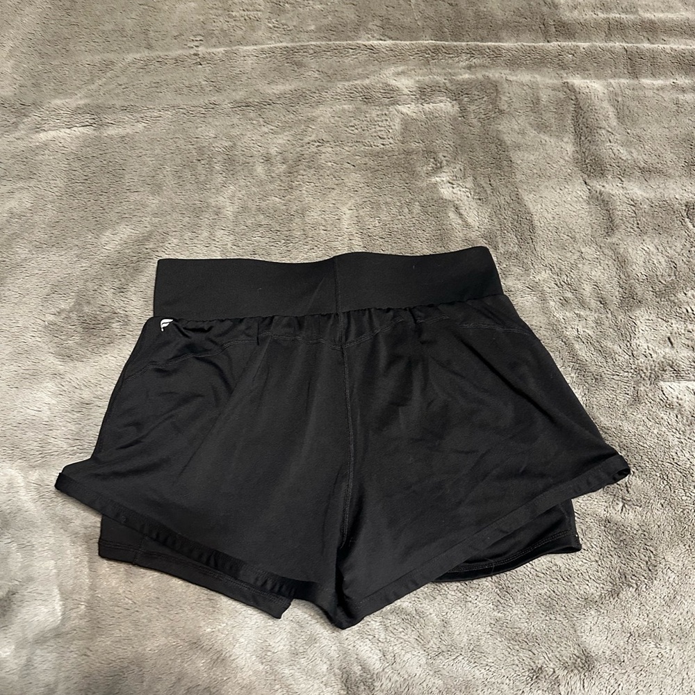 Fabletics Active Short Size Medium Color Black - image 3